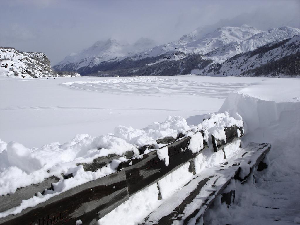 Hotel Poestli Maloja Bagian luar foto