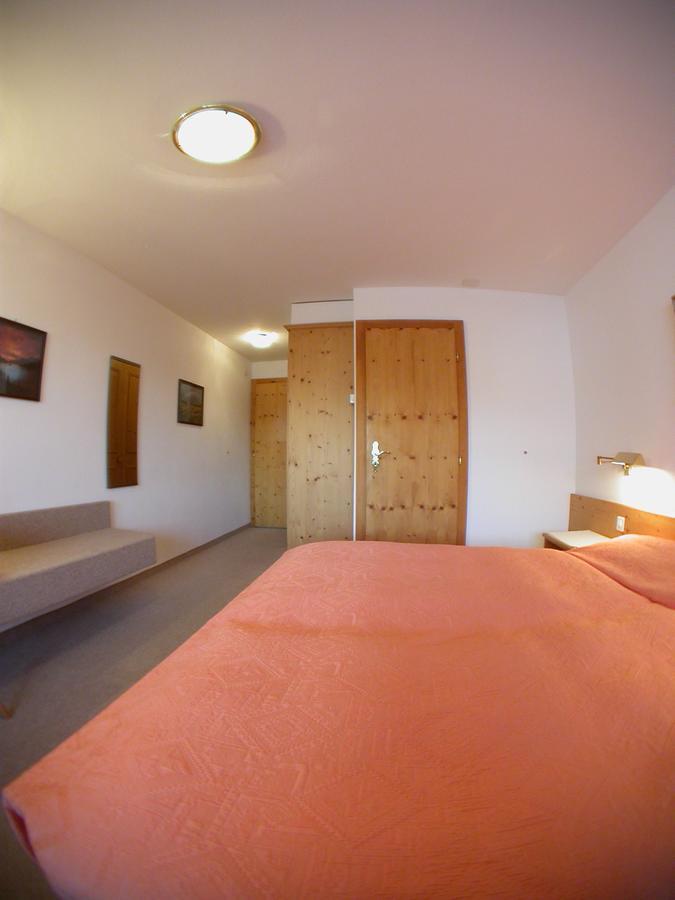 Hotel Poestli Maloja Bagian luar foto